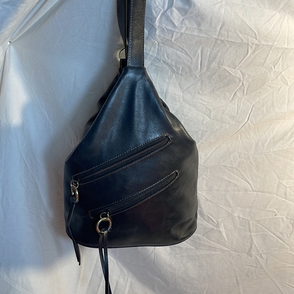 Nine & co bucket style bag - Picture 2 of 6